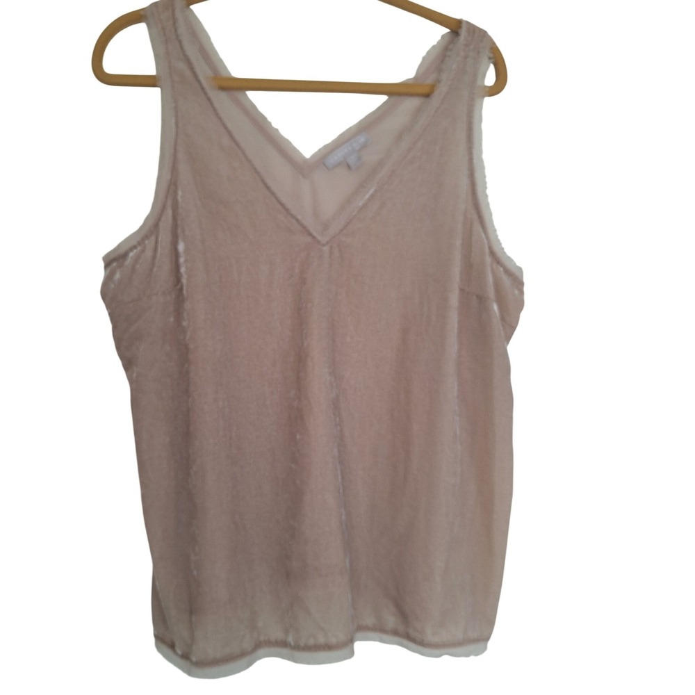 Chelsea 28 cream velure top size XL